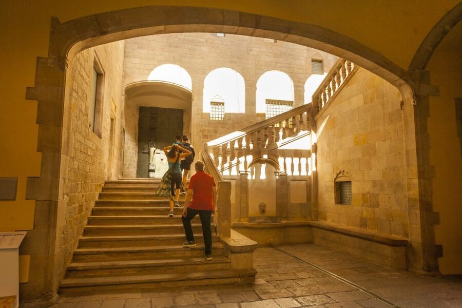 Gaudi's Barcelona 2-Hour Segway Tour with a Live Guide - Arc de Triomf to Sagrada Família: the Gaudi moment, paced so you can actually look