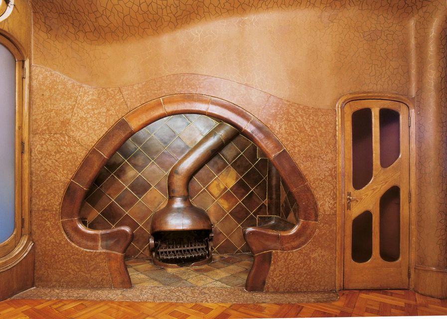 Gaudi's legacy. Exclusive tour to Park Güell and Casa Batlló - Who this Gaudí’s legacy tour suits best