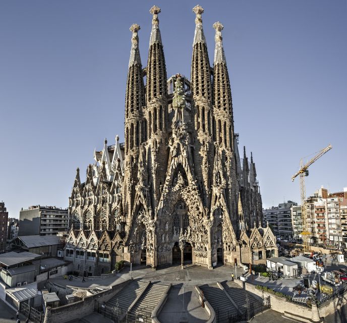 Gaudi's Masterpieces Private Tour in Barcelona - Price and value: is $1,449 per person worth it?