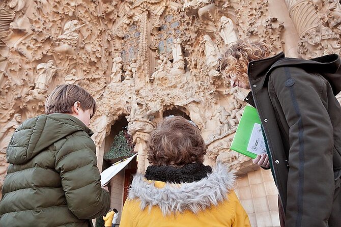 Gaudi & Sagrada Familia Donation-Based Tour in English - Sagrada Família: your long stop, and the ticket reality