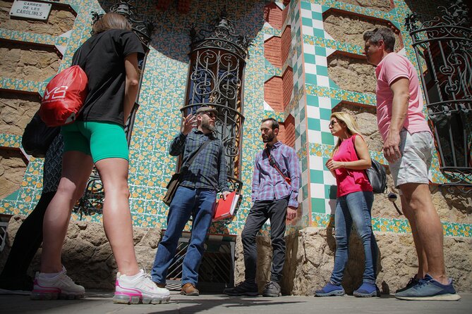 Gaudi UNESCO Highlights Small Group Bike Tour - Stop 1, Parc de la Ciutadella and Gaudí’s fountain moment