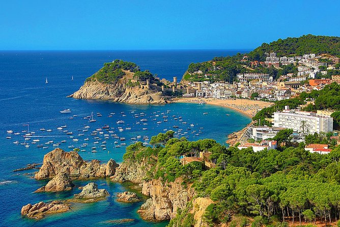 Girona and Costa Brava Private Tour with Pick-up from Barcelona - Sant Feliu and Girona Cathedral exteriors: what you should look for