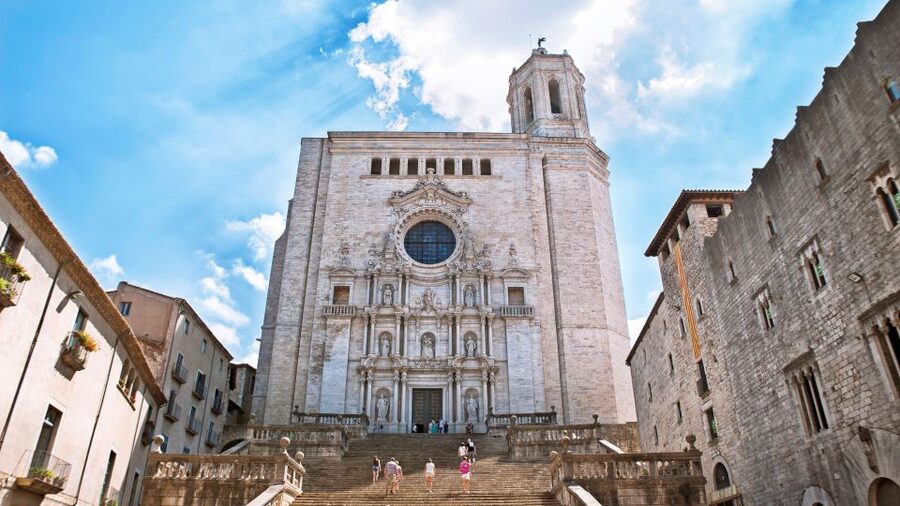 Girona and Figueres Full-Day Tour with Hotel Pick Up - Figueres: start with the Dalí energy