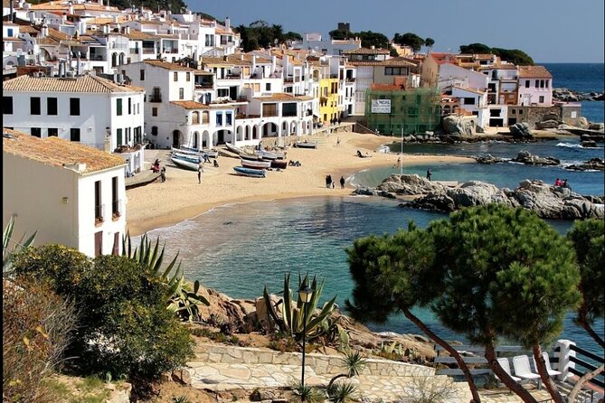 Girona, Costa Brava and Medieval Village from Barcelona - Game of Thrones photo spots, fun facts that actually help you look