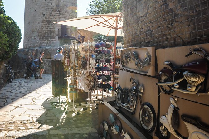 Girona & Costa Brava Small Group Tour From Barcelona with Paella! - Driving Time and Pacing: What to Expect From the Flow