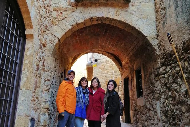 Girona & Dali Museum Small Group Tour with Pick-up from Barcelona - A coffee moment by the Onyar, then onward to Figueres
