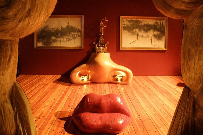 Girona & Dali Museum Small Group Tour with Pick-up from Barcelona - Price and value: what you really pay for