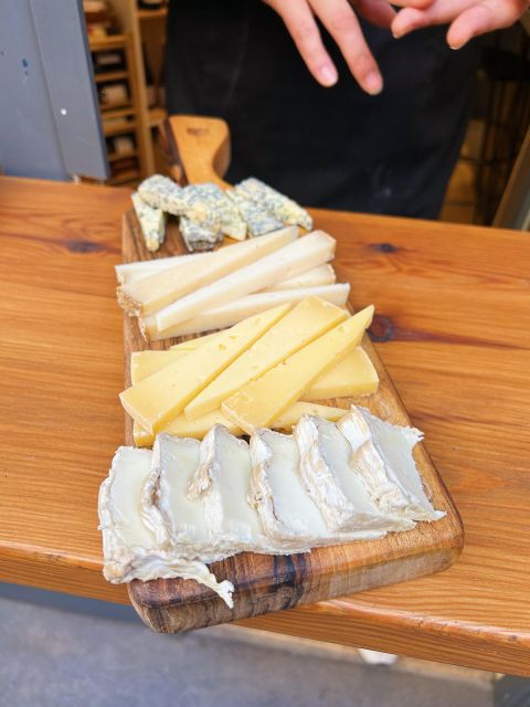 Girona Evening Food Tour & Tapas Bar Experience - Carrer de les Olles: the tapas bar finale, plus dessert energy