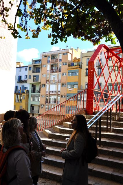 Girona Evening Food Tour & Tapas Bar Experience - Welcome refreshments and the first tasting that sets the tone