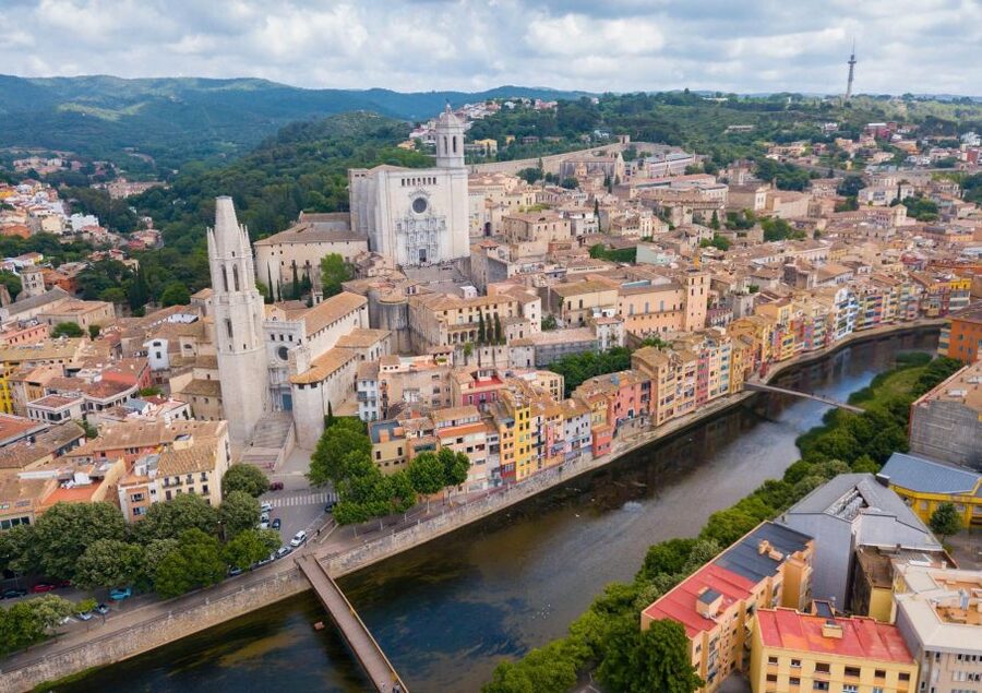 Girona: Self-guided Audio City Tour on Your Phone - Should you book this Girona self-guided audio tour?