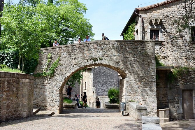 Girona Walking Tour: Explore Top Sights & Hidden Gems - Girona Cathedral: Romanesque, Gothic, Baroque, and those big views