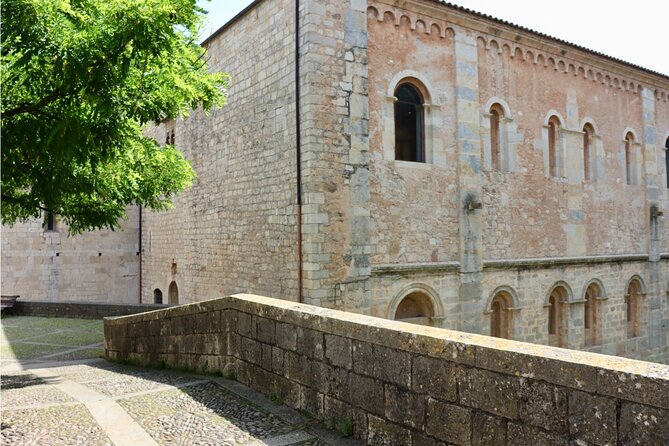 Girona Walking Tour: Explore Top Sights & Hidden Gems - Rambla de la Llibertad and the Eiffel iron bridge