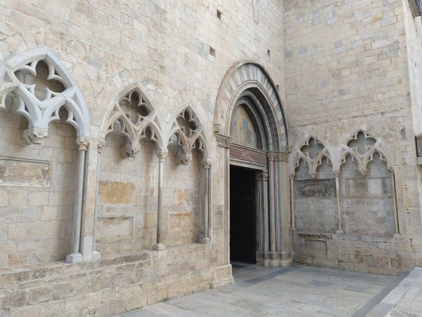 Girona Walking Tour + Main Monuments - From Via Augusta to medieval walls, Gothic and Romanesque you can actually spot