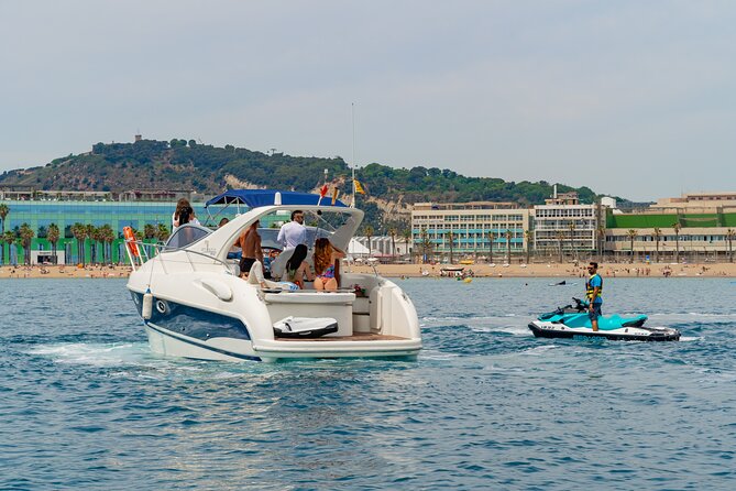 Gobbi Yacht Rental in Barcelona 9 Pax 2/4/8hs - Price and Value for a Private Group Charter