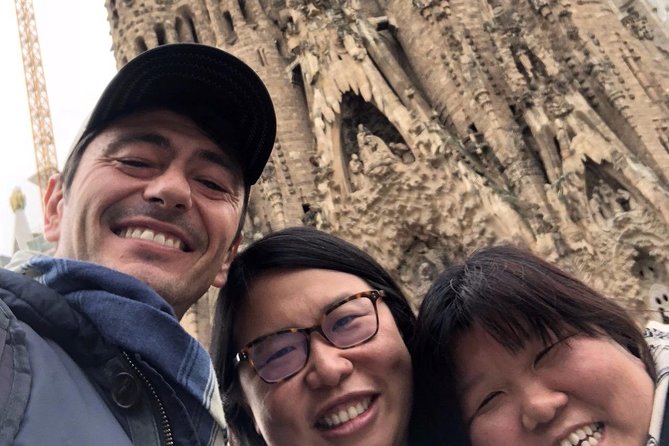 Golden Hour in Gaudi's Sagrada Familia with expert Guide - Why Small-Group Access Changes Sagrada Familia