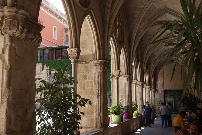 Gothic Quarter & Beyond: Leisurely Local Discoveries - Start at Palau de la Música, then walk like you mean it