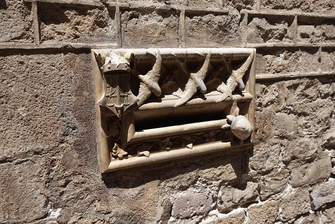 Gothic Quarter Insights & Tapas Experience - Sant Felip Neri and Placeta del Pi: where the maze opens up