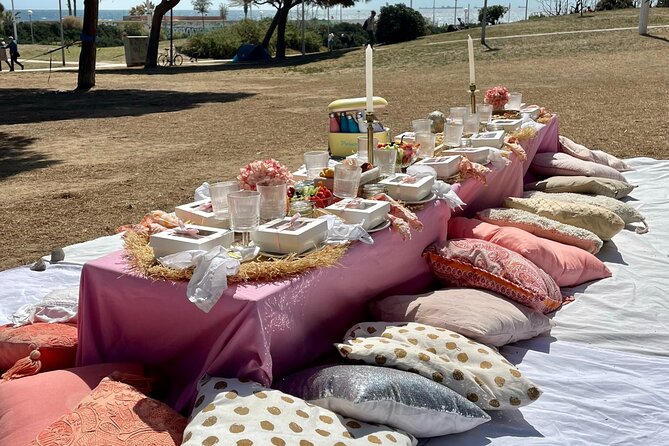 Group / Hen Party Picnic - Decor, Pillows, and Scenic Photo Spots You Can Actually Use