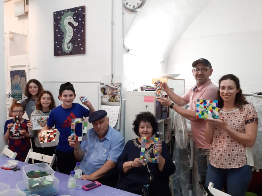 Guided Gaudí’s Trencadís Mosaic Workshop in Barcelona - The grout step, pickup timing, and how to pack it home