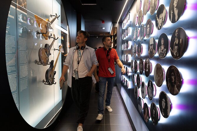 Guitar Legends Hall: Entrance to the Immersive Rock Museum - Finding Rock Museum Barcelona in Ciutat Vella