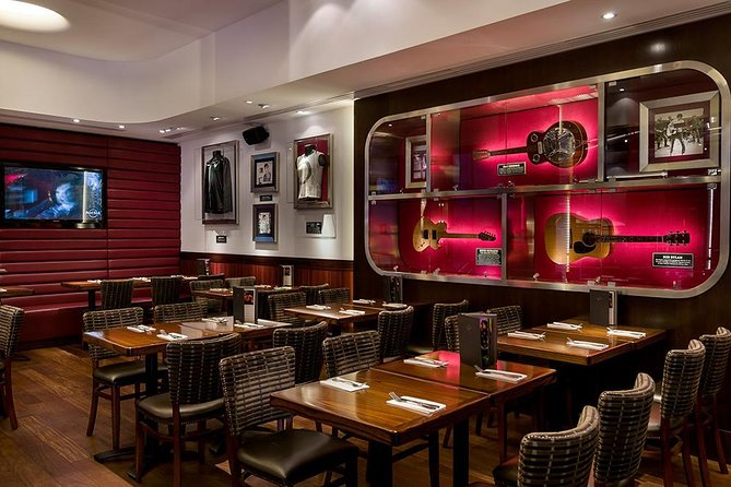 Hard Rock Cafe Barcelona with Set Lunch or Dinner - Priority Seating and How the 2-Hour Meal Unfolds