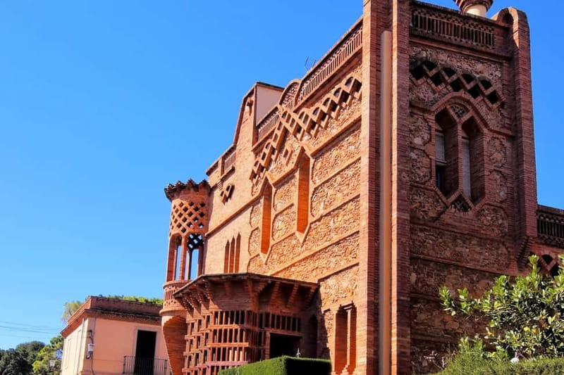 Highlights Guided visit to Gaudi's Crypt and Colonia Güell - What you will actually get in about 2 hours