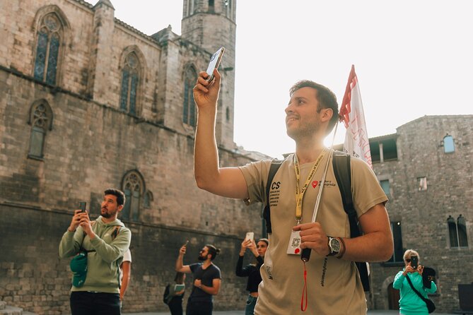 HistARy: Guided tour of the Gothic Quarter with Augmented Reality - Price and value for a 1 to 3 hour AR walk