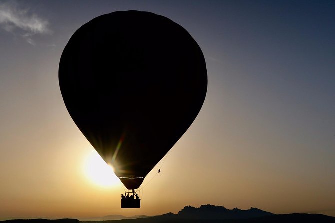 Hot Air Balloon with Champagne, Optional Photos,Video & Breakfast - English guidance and the human touch that matters