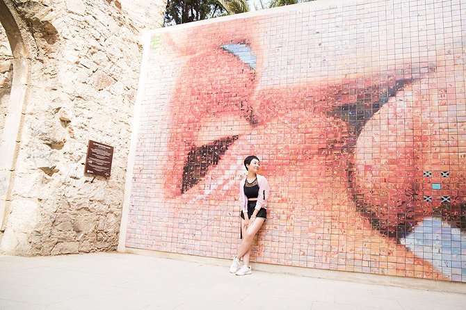 Instagram Photoshoot Tour in Barcelona - The 8:30 Start and the Walkable Rhythm of Ciutat Vella