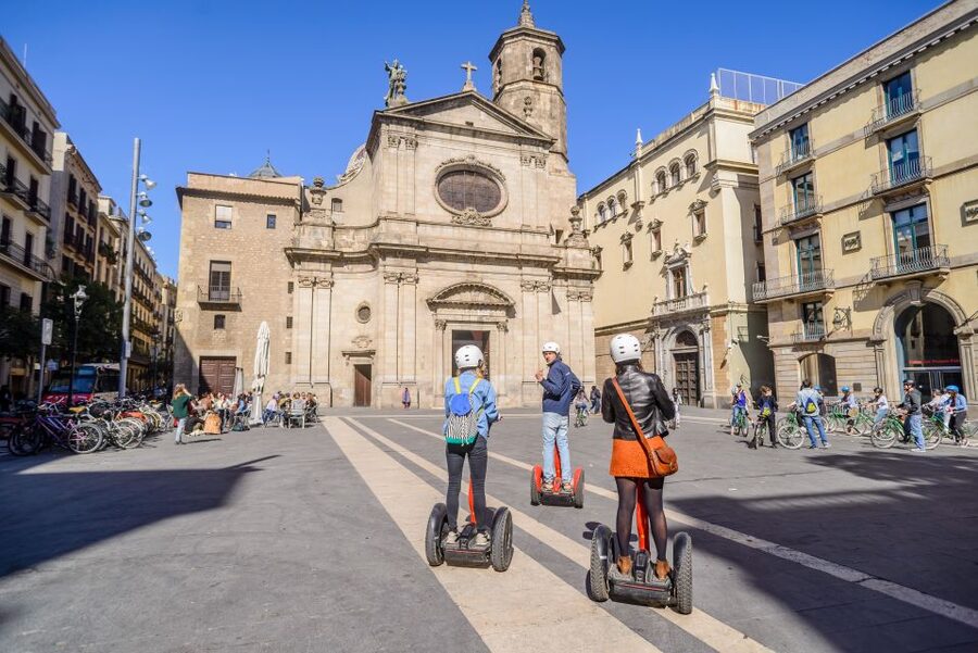 Intro Segway Tour Barcelona 1h - Practical Planning: Meeting at Carrer dEn Rull and What to Bring