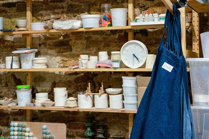Introduction to Artisan Ceramics - Small-Group Instruction: Why the Teaching Style Matters