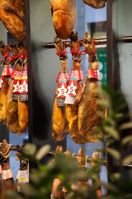 Jamón Experience Essential: Iberian Ham Tasting in Barcelona - The Drink Pairing That Makes It Feel Like Spain