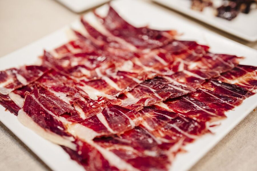 Jamón Experience Master Plus: Ham, Wine & Cheese Tasting - Who this tasting fits best