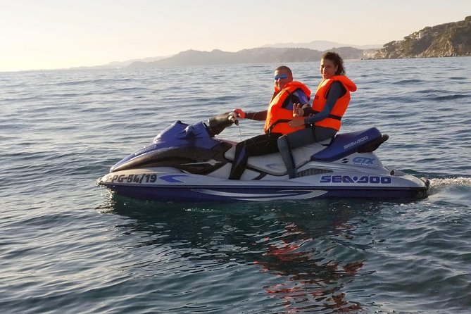 Jet ski tour in Lloret, Blanes and Tossa - Getting to Club Nàutic Cala Canyelles in Lloret (and back again)