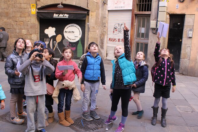 Kids & Family Private Guided Dragon Tour in Barcelona - Stop by stop: tracking dragons through El Born’s streets
