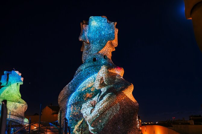 La Pedrera - Casa Mila Night Experience - Cava on the Provenca patio: the calm finish you want after lights