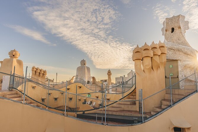 La Pedrera Guided Tour with Fast Track Access - The Passeig de Gràcia start, and why it sets the tone