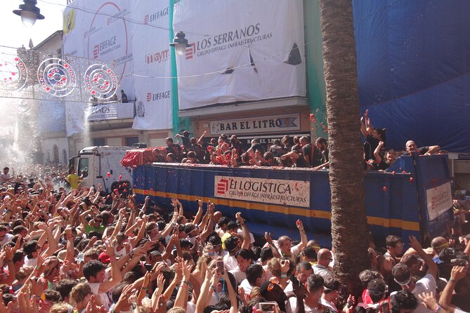 La Tomatina Day Trip from Barcelona with Ticket & Party Access - Transport and group size: how it affects your stress level