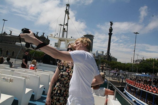 Las Golondrinas Barcelona 40-min Boat Tour - Should you book this Barcelona boat tour?