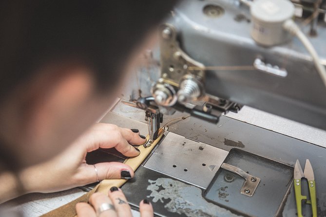 Leather Goods Workshop: Create and Design Your Belt - Step one: picking your belt straps and mounting buckles