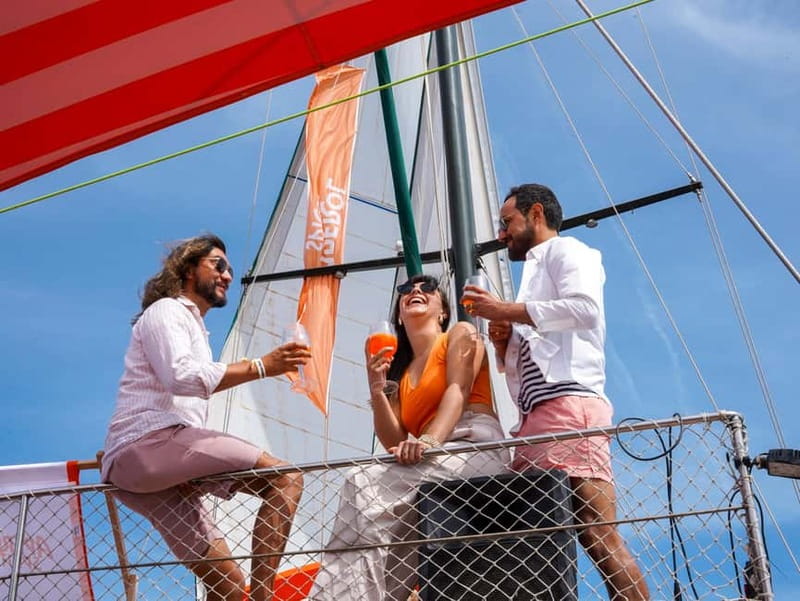 Live Music & Sunset Wooden Boat in Barcelona - Practical Tips for a Smooth Sunset Cruise