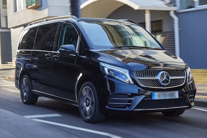 Luxury Van Departure from Barcelona to Barcelona Airport BCN - From Your Hotel to BCN Without Taxi Stress