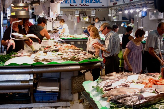 Made in Catalonia, Barcelona with Culinary Backstreets - Meeting point and flow: starting in Gràcia, ending where you began