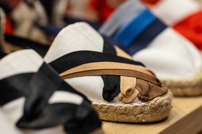 Make Authentic Espadrilles in Barcelona - The Location in Ciutat Vella, and What That Means for Your Day