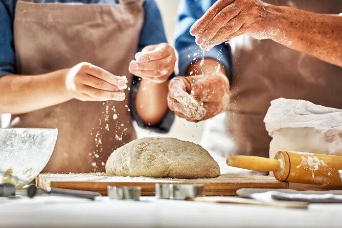 Make fresh pasta and Italian aperitivo In Barcelona - Getting the sauce right with Italian starters