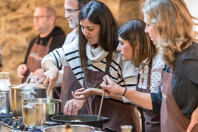 Market Gourmet Visit and Spanish Culinary Experience in Barcelona - Wine, Conversation, and the Small-Group Atmosphere