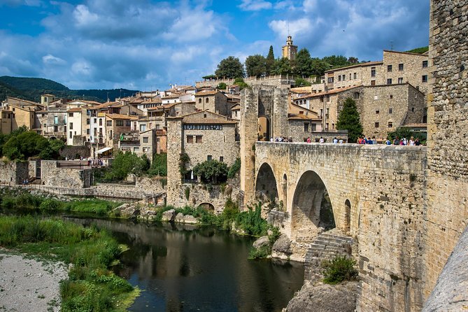 Medieval Three Villages Small Group Day Trip from Barcelona - Price and value: what you pay for and what you control