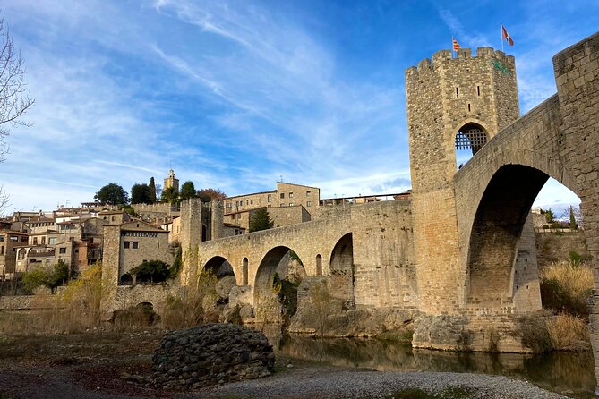 Medieval Towns and Nature Parks Exclusive Trip with Pickup - The return to Barcelona at 6:30 and how to pace your evening