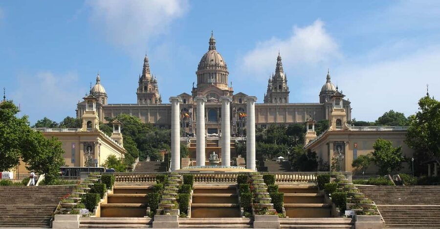 MNAC Masterpieces: For Art Lovers in Barcelona - Gallery focus 1: Middle Ages and Romanesque murals