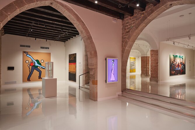 Moco Museum Barcelona Admission Ticket - Digital art rooms: Six & Five, Les Fantômes, Studio Irma
